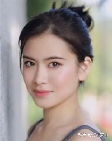 为什么有那么多人说秋张很婊呢
