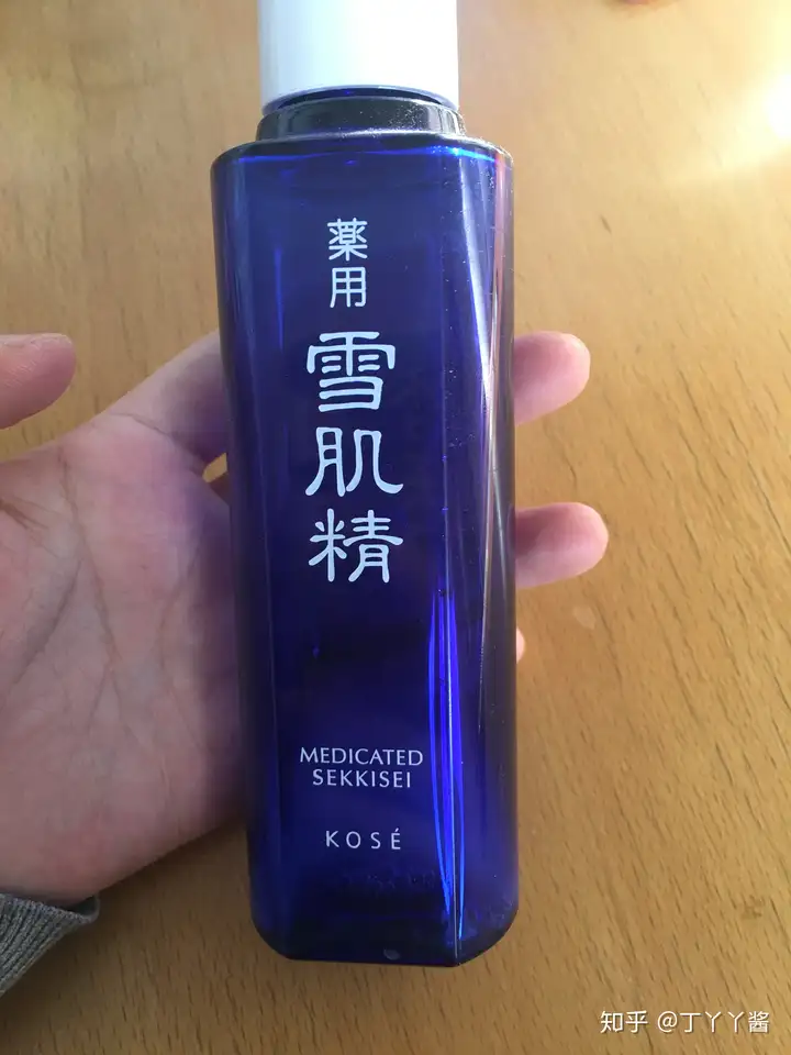 有哪些靠谱的化妆水和精华值得推荐？