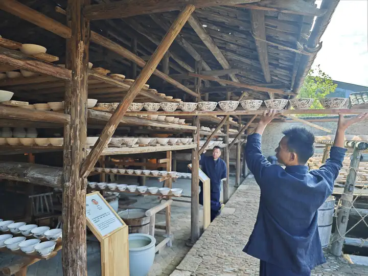 陶韵传千年，瓷路行万里丨鉴往知来，跟着总书记学历史