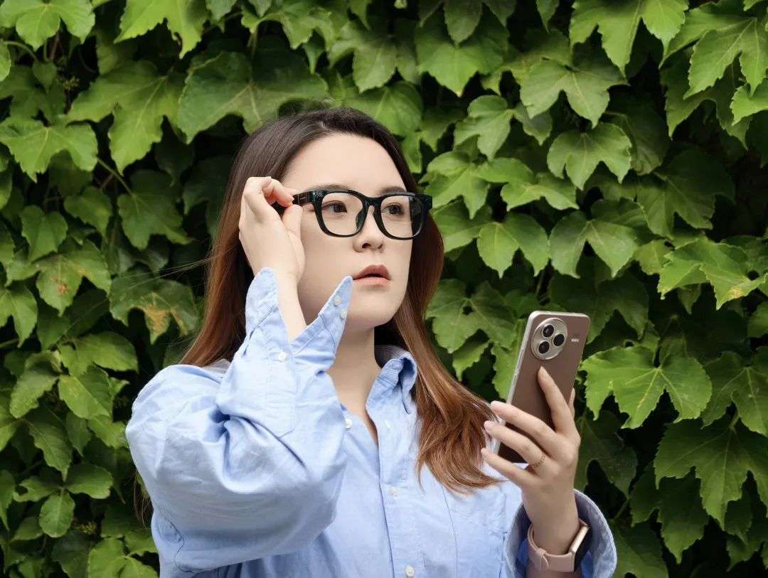 小米 AI 眼镜首发体验：对于国内用户，这可能是更好的 Meta Ray-Ban