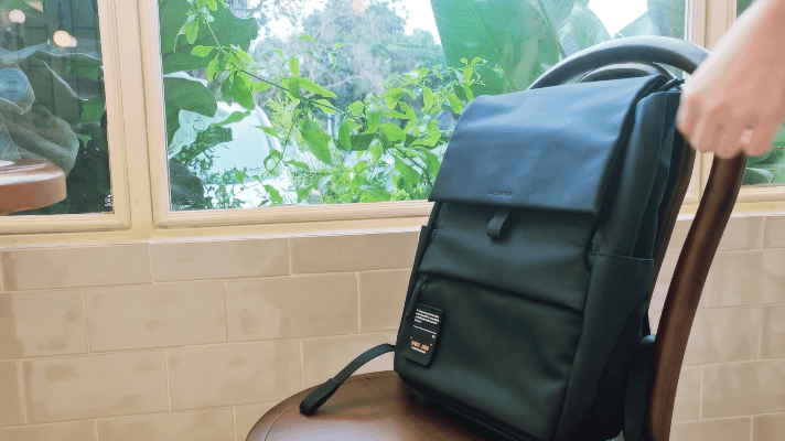 见客户不狼狈！地平线 8 号 moment，通勤出差都体