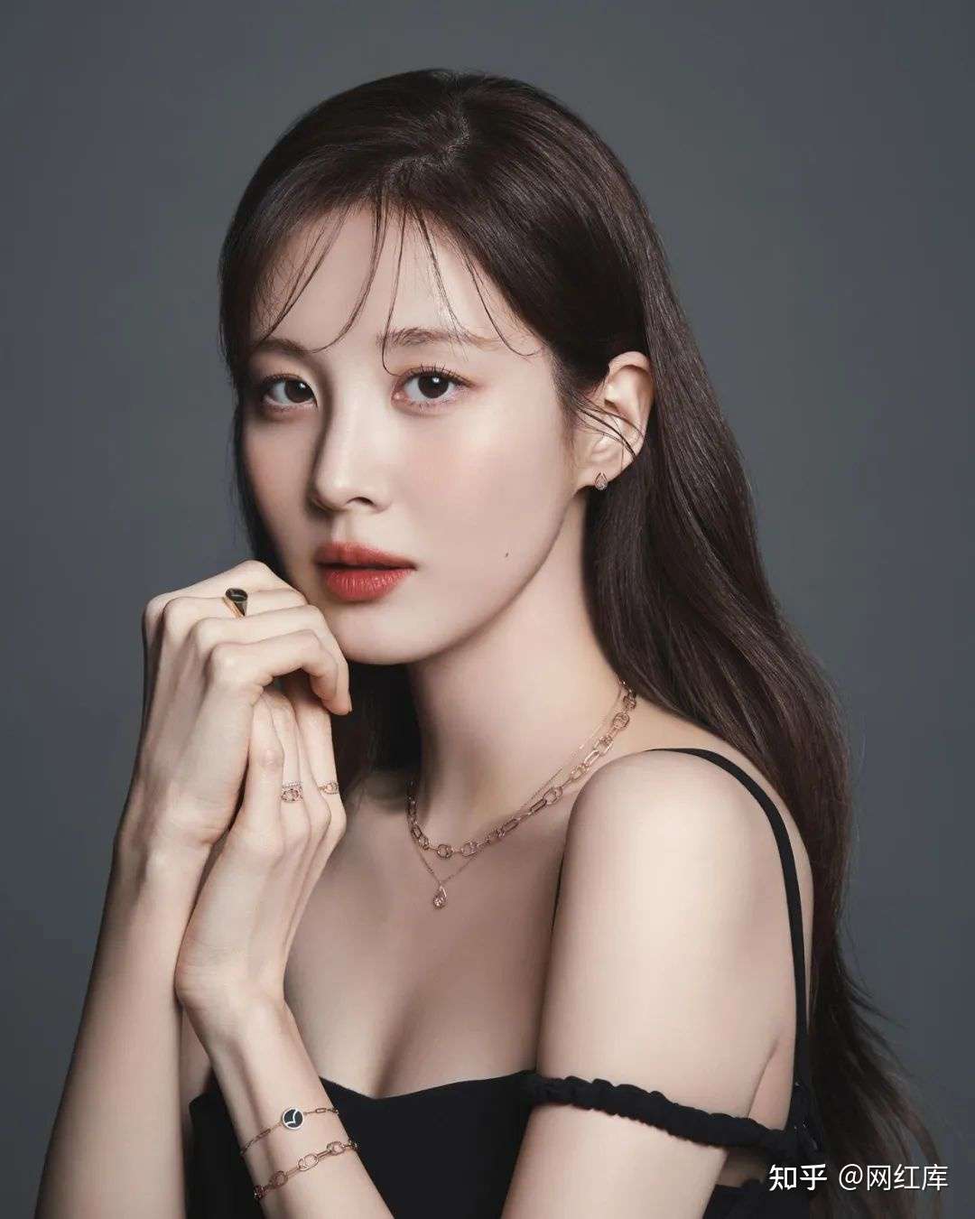 徐珠贤(Seohyun)  清凉穿搭焕发满满活力，迷人身姿清纯可爱 Facebook-第7张