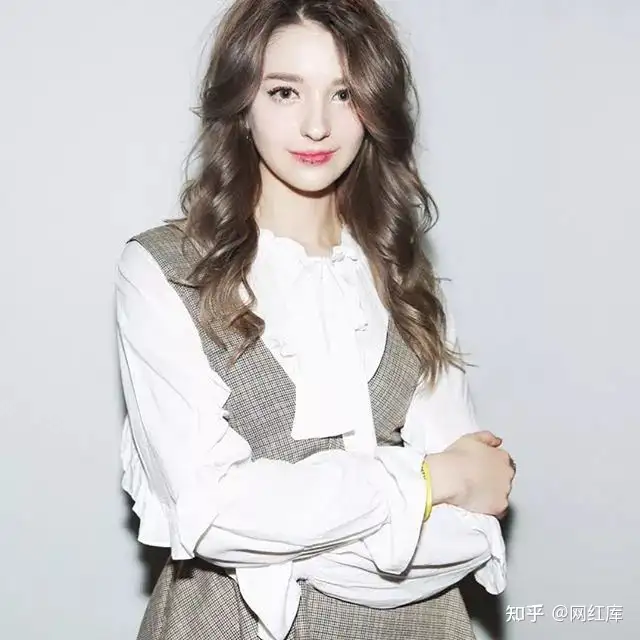 网红俄罗斯甜心，安吉丽娜丹妮洛娃Angelina Danilova Facebook-第8张