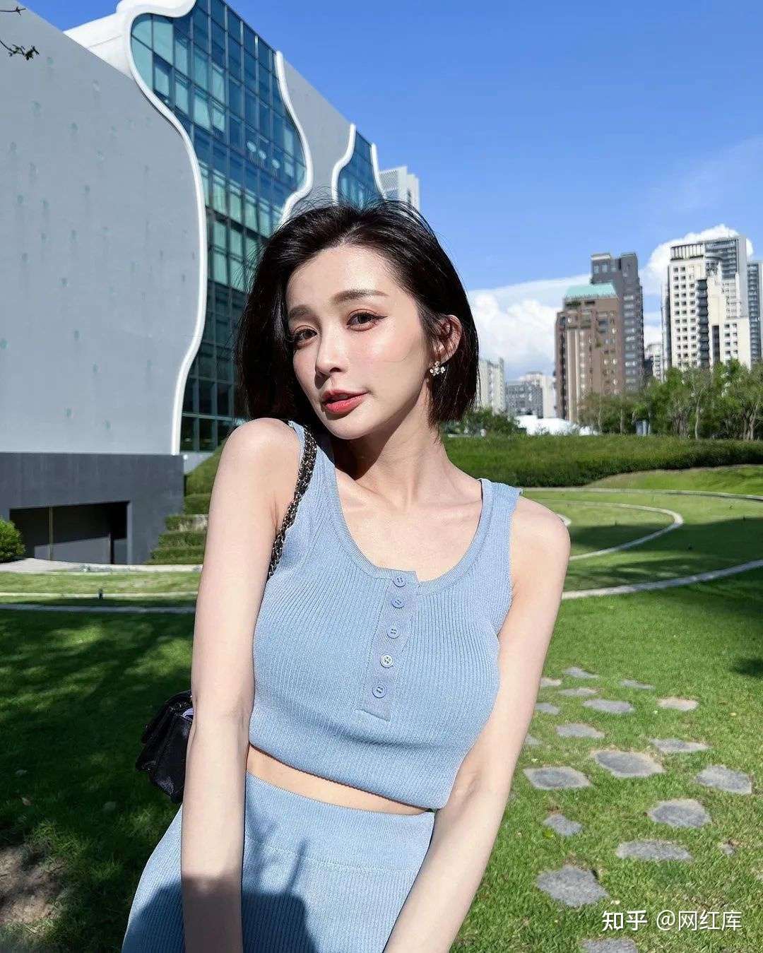 INS美女|台湾网红简羽彤，“小徐若瑄”甜美图片集 Facebook-第7张