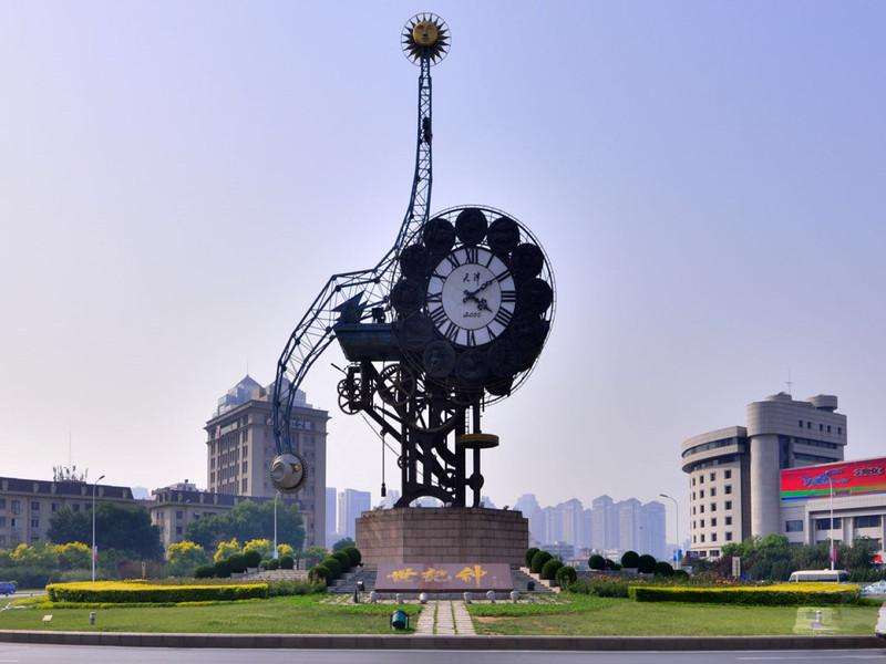 坐拥天津站后广场商业圈