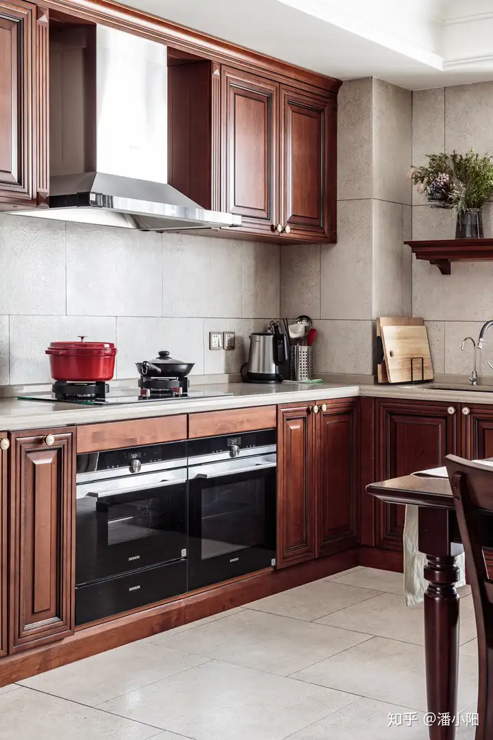 新家想装修成美式风格，有没有好的装修案例推荐？(图8)