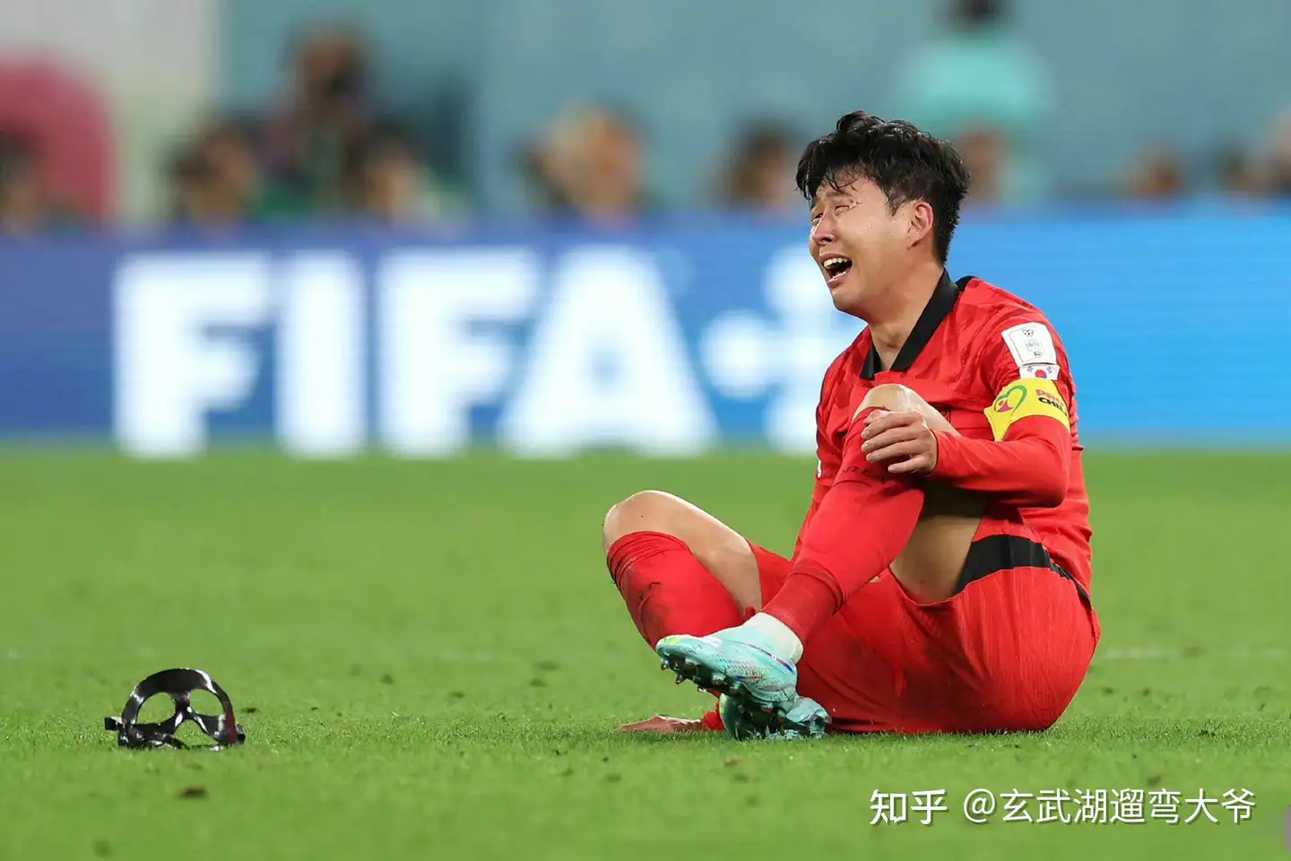 韩国队排名滑至第 7，出线概率跌破 5 成，让其陷入如此境地内外部原因有哪些？会有球队踢「默契球」吗？