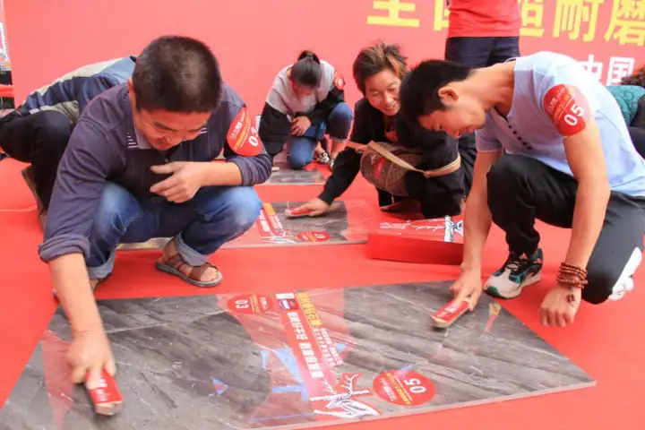 现在的建材行业如何？现在做建材市场会不会太晚？(建材行业现状分析)