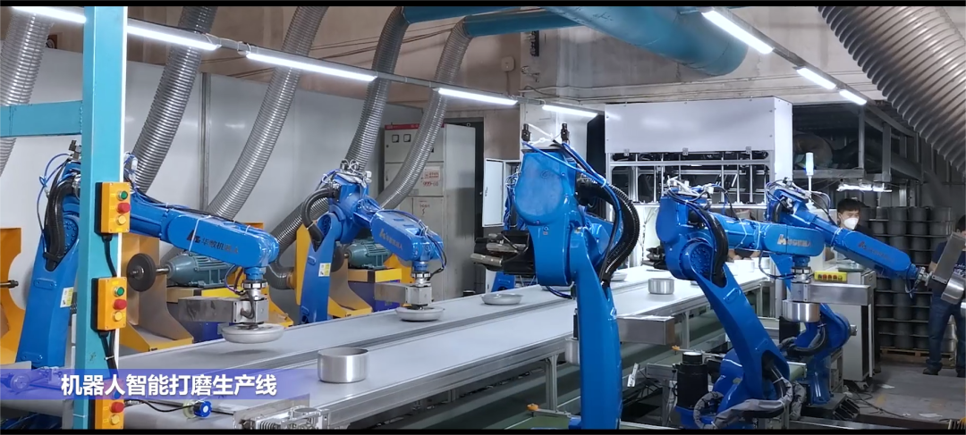 华数机器人：引入300+台机器人打造餐厨具行业智能工厂