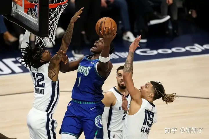 NBA 历史上有哪些 1:3 落后最终翻盘的季后赛？