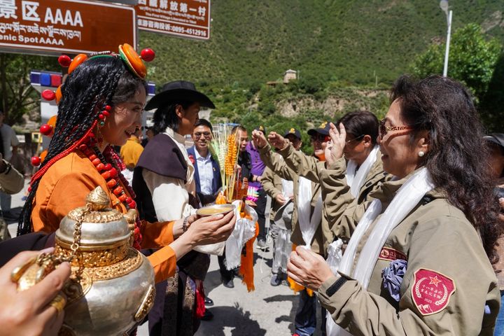 2023第八屆“跨越橫斷山脈，重走金珠瑪米之路”活動在西藏江達縣舉辦