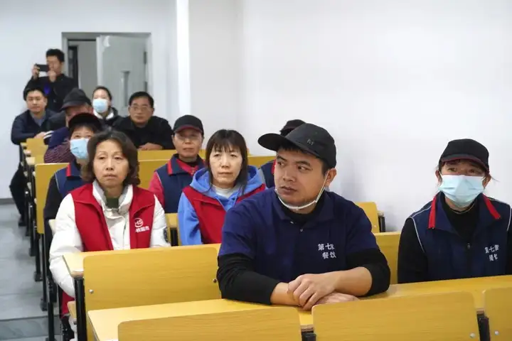 【平安校園】強化消防意識 筑牢安全防線 | 塘棲校區開展教職工消防安全培訓(圖3)