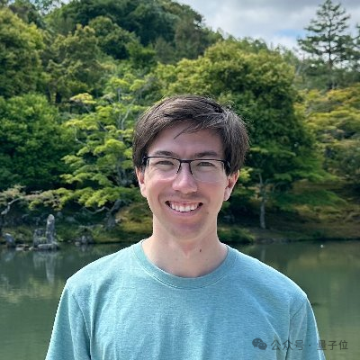 不怕被挖！谷歌晒IMO金牌团队大合照，还挨个圈出了联系方式
