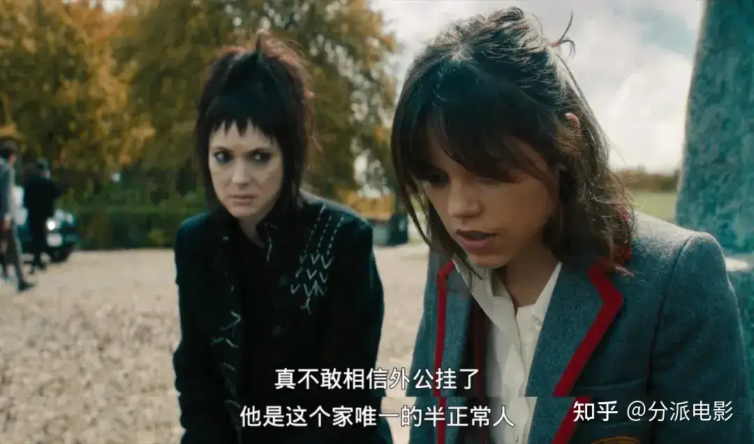 《怪奇大法师》太火爆!性感女神归来,大尺度新片登顶票房冠军!
