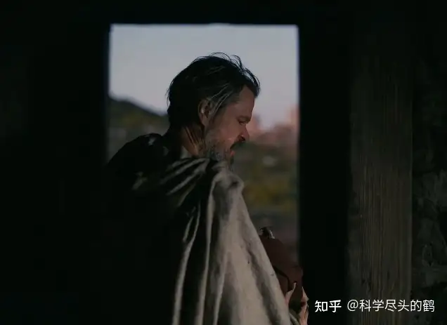 电影《奥德赛》中，奥德修斯为什么不想回家？