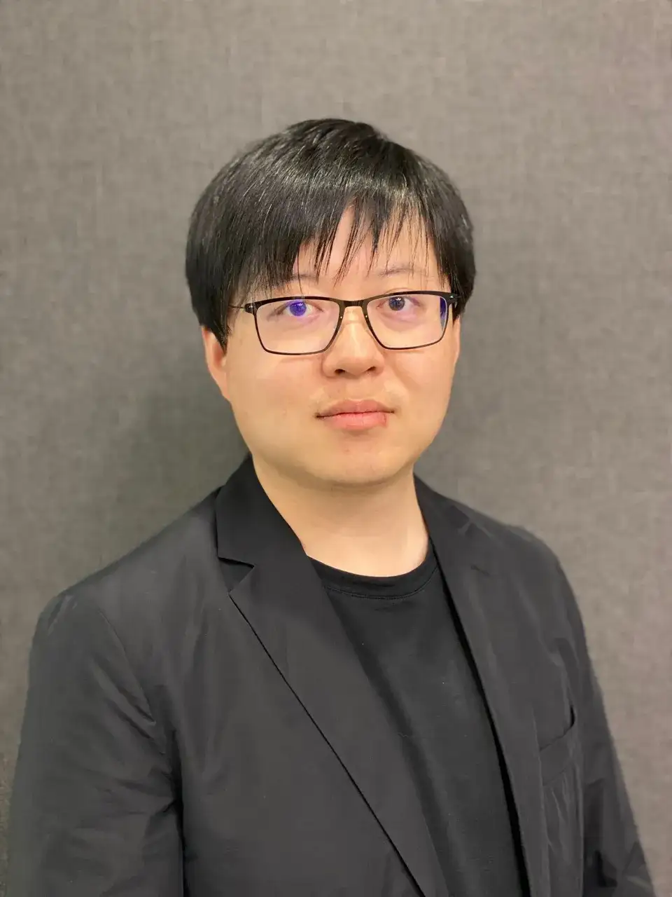 Vibe Coding很火，但「人人都能编程」为时尚早｜对话通义灵码神秀