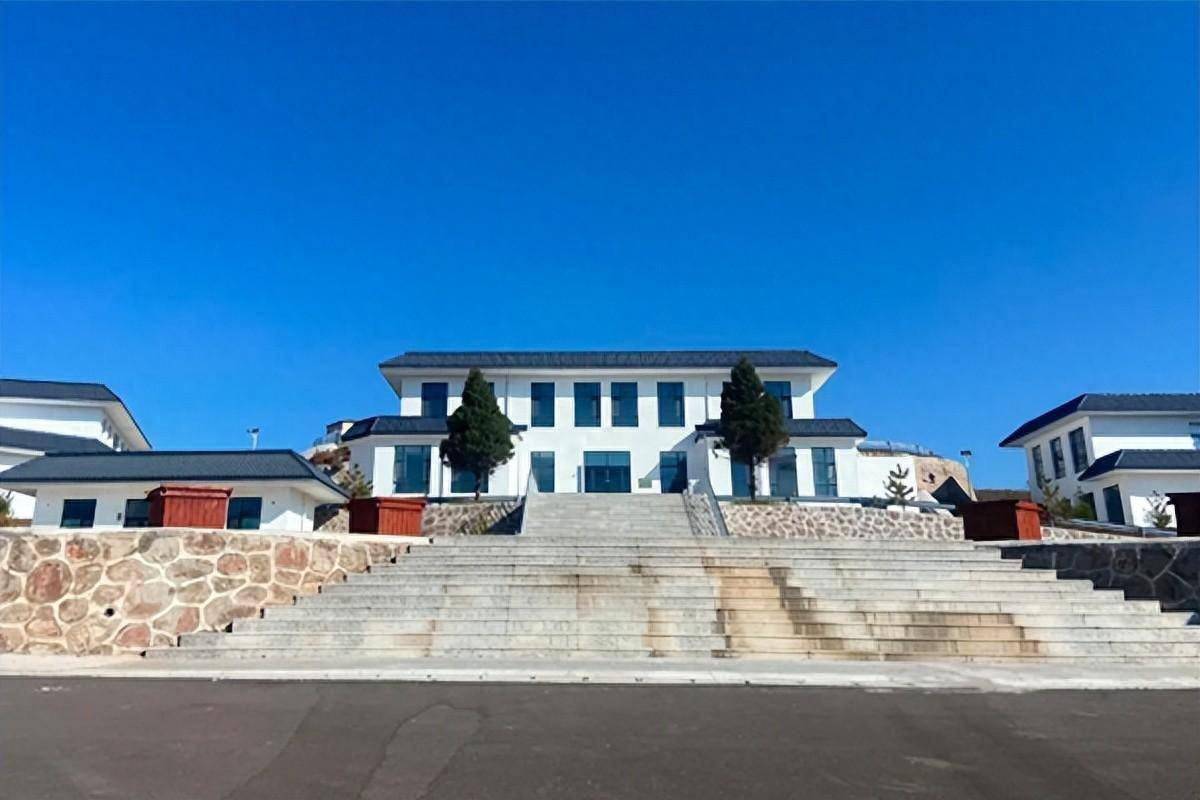 山西一殡仪馆 3500 元月薪招太平间门卫，要求 30 岁以下、24 小时在岗，如何看待这一要求？缩略图