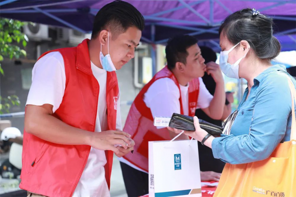 广东省全民爱牙行动旨在提高社区居民口腔健康意识，公益看好牙