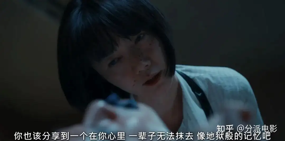 重口味R级异能剧,《家族计划》又疯又癫又幽默!