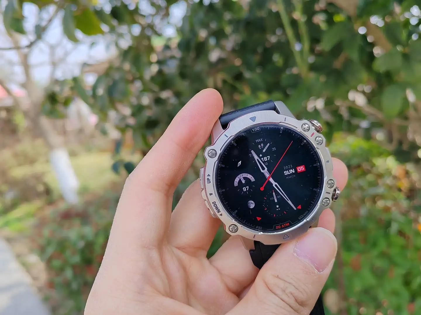 如何评价2月20日华米发布的Amazfit Falcon户外运动智能手表？该产品都