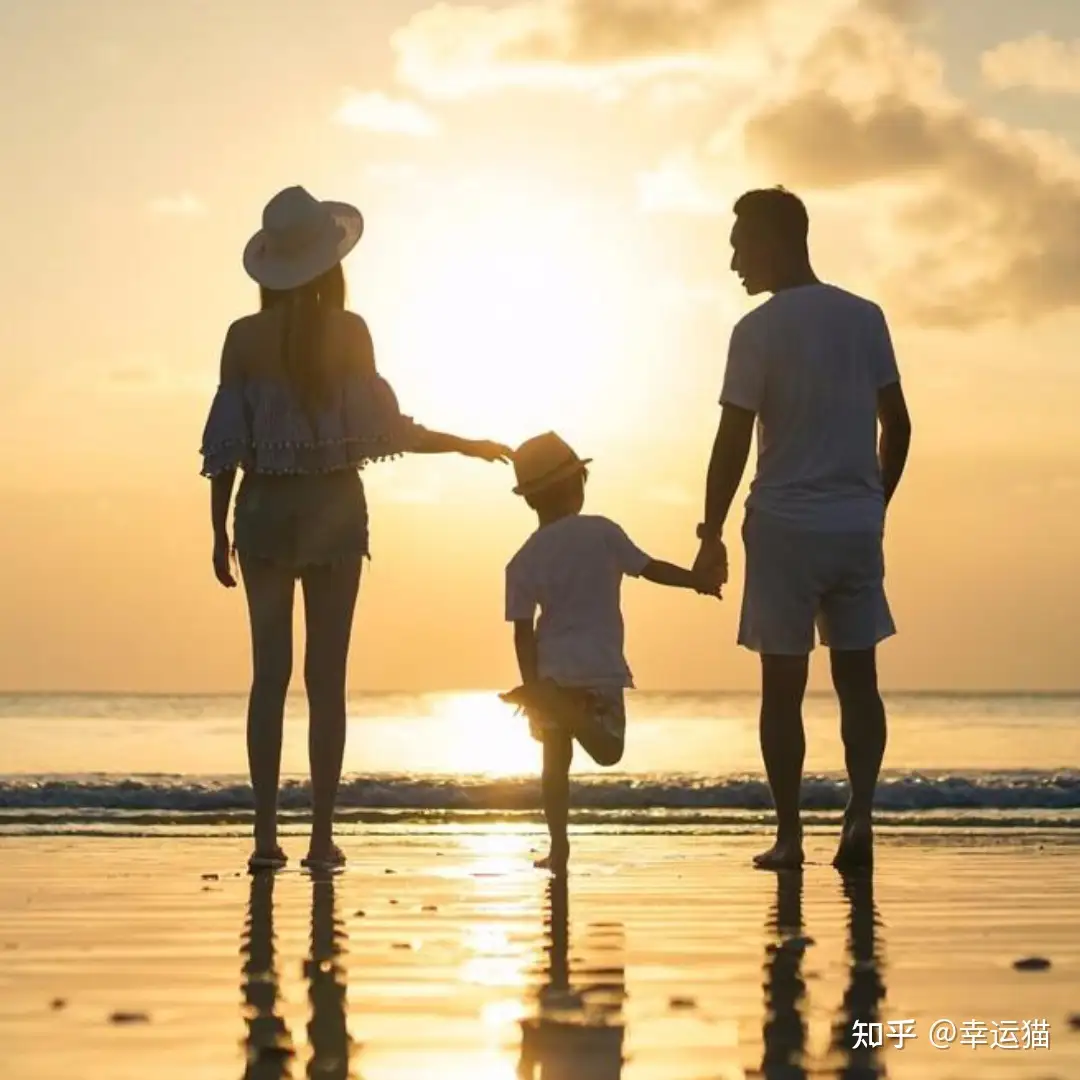 你觉得什么样的家庭才能培养出来满身阳光的孩子？