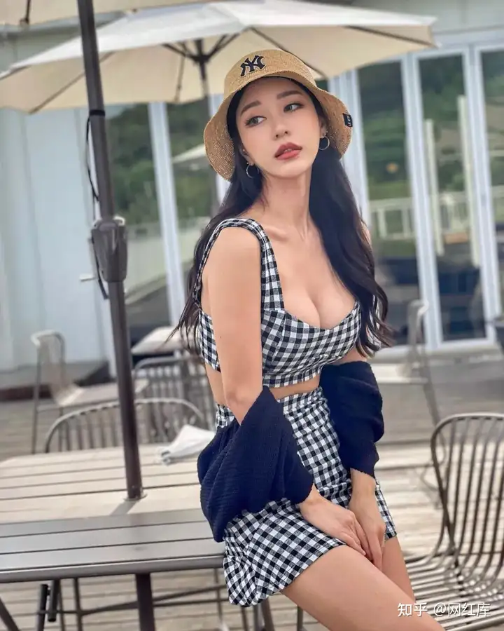 INS美女 | 韩国网红DJ Siena朴时贤，欧美风性感辣妹 Facebook-第23张