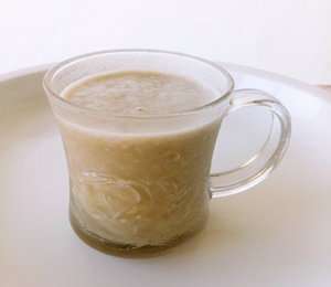 为什么榨汁机榨的核桃汁跟六个核桃口感完全不一样哪个更好吸收