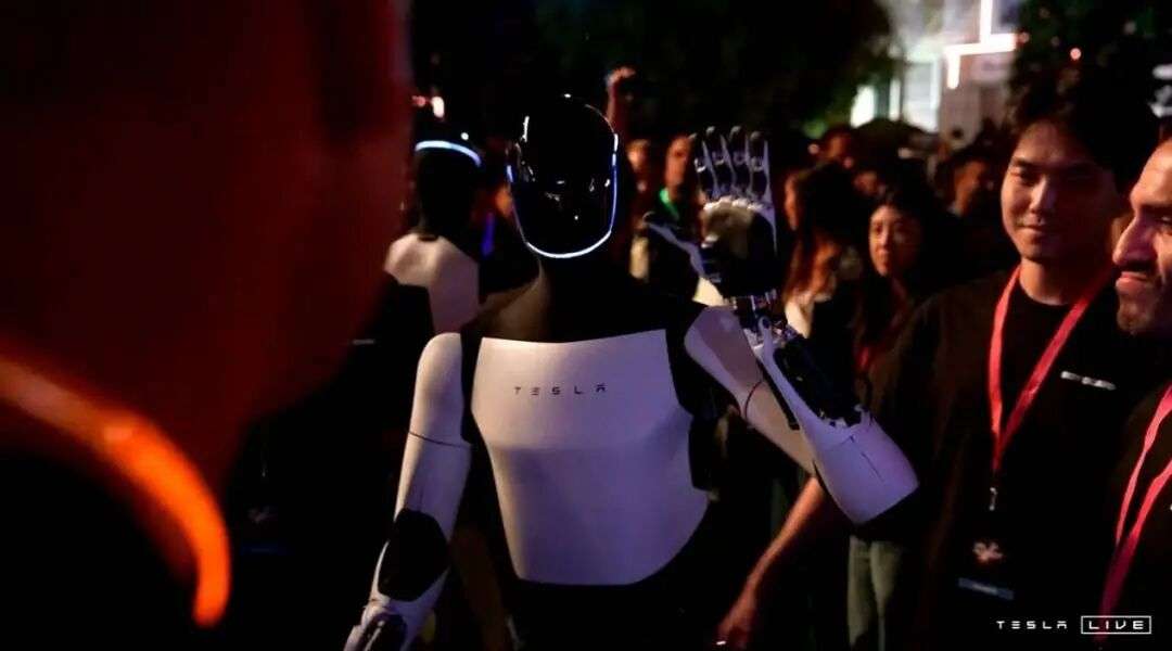 马斯克终极 AI 计划发布！机器人替你打工，人人躺平拿高薪，这饼香吗