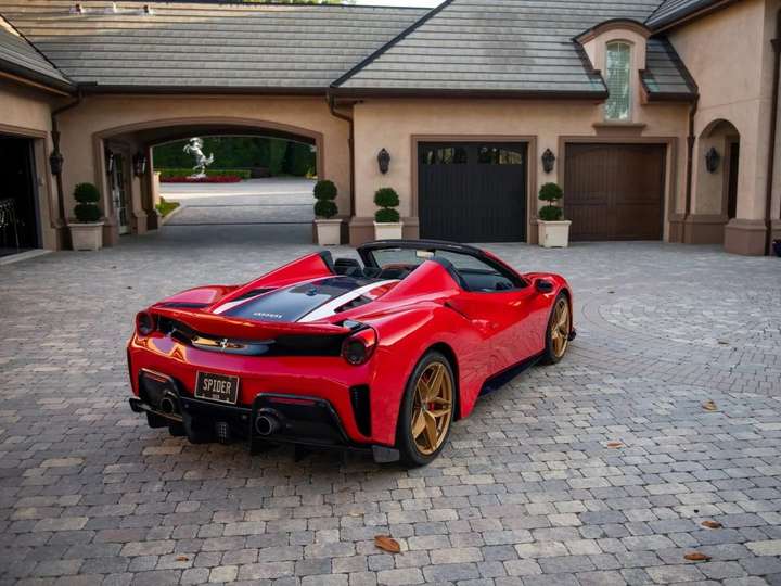 法拉利 488 pista 是如何做到内外兼修的? - 知乎