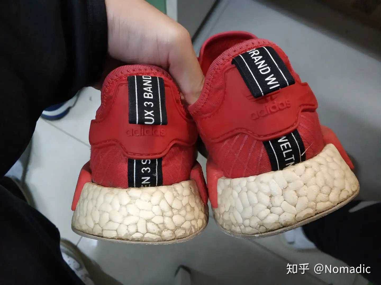 Adidas nmd r1 vs hotsell ultra boost