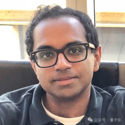 不怕被挖！谷歌晒IMO金牌团队大合照，还挨个圈出了联系方式
