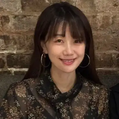刚刚，北大校友Lilian Weng自曝公司首个产品？一篇论文未发，估值却已90亿