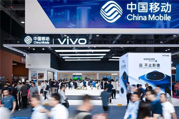 vivo 全面展示 AI 与 6G 技术成果，闪耀中国移动全球合作伙伴大会