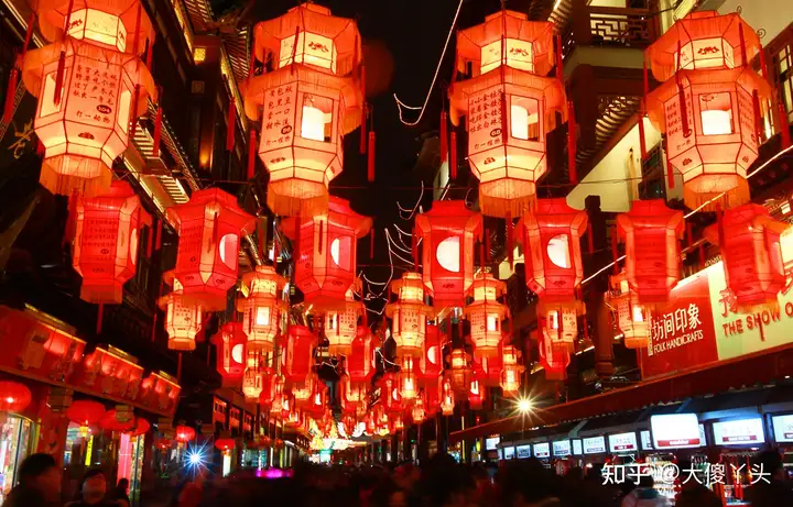 自古以来元宵节都是挺重要的传统节日,但为什么元宵节不是法定节假日?(元宵节古时候被称为什么)