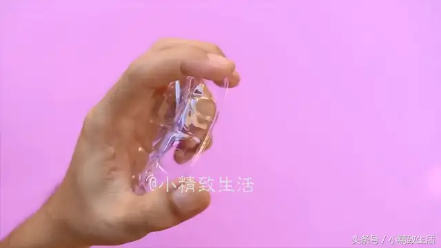 矿泉水瓶废物利用手工制作（废弃矿泉水瓶子的用处有哪些）