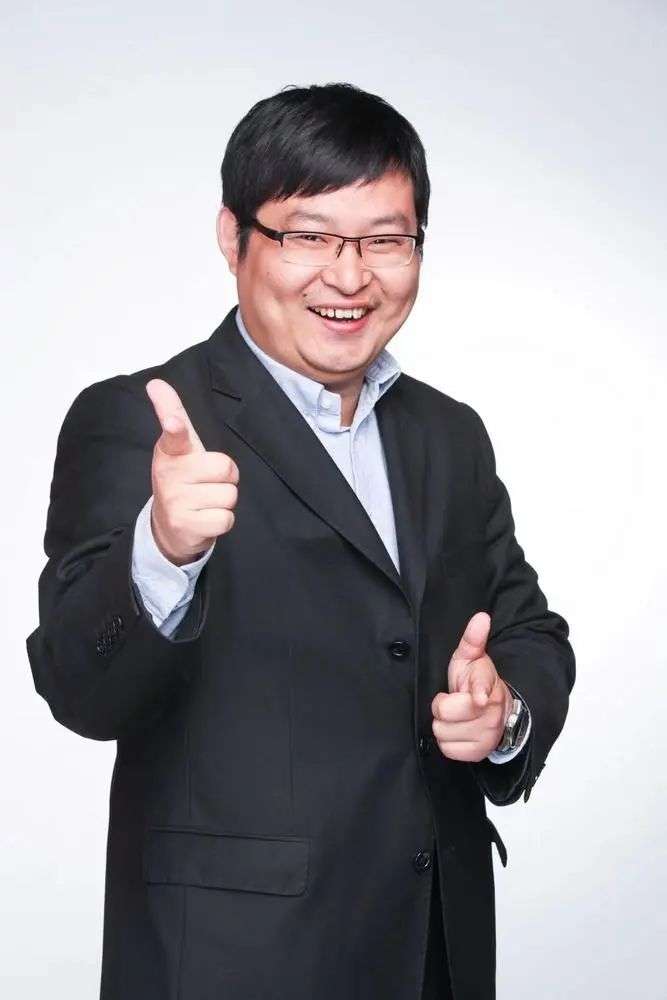 “网红”投资人：AI创业不必烧钱，有小公司年赚5亿
