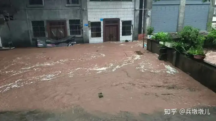 重庆永川暴雨致 9 人死亡 11 人失联，目前情况怎么样？救援进展如何？