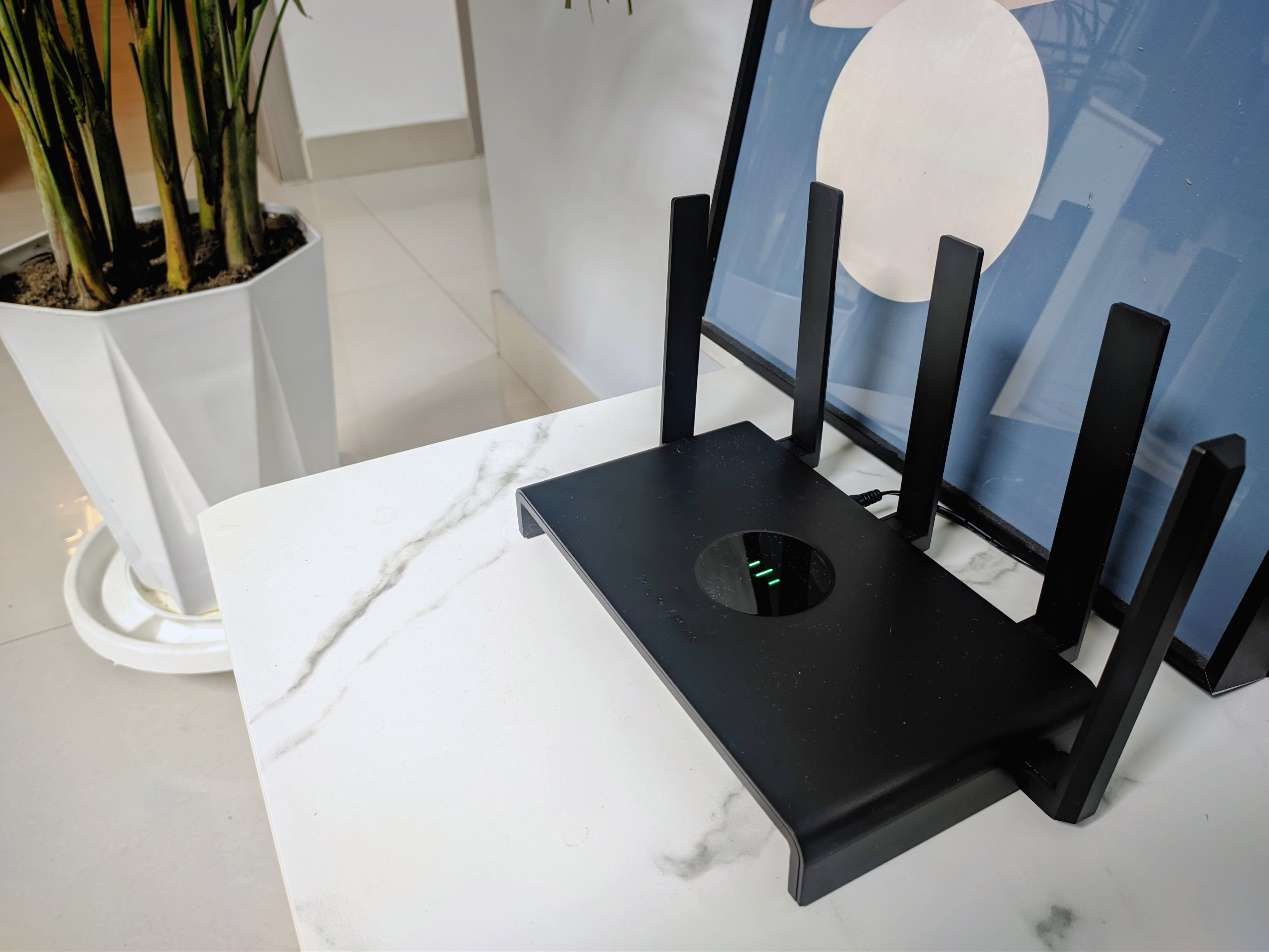 锐捷小钢炮路由器——稳定、高效、智能的家庭网络解决方案