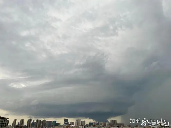 广州从化区出现龙卷风，原因是什么，目前情况怎么样？