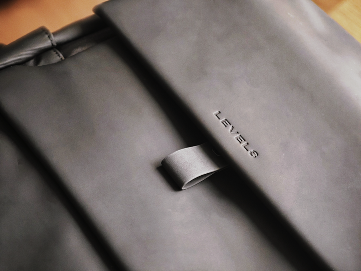 见客户不狼狈！地平线 8 号 moment，通勤出差都体