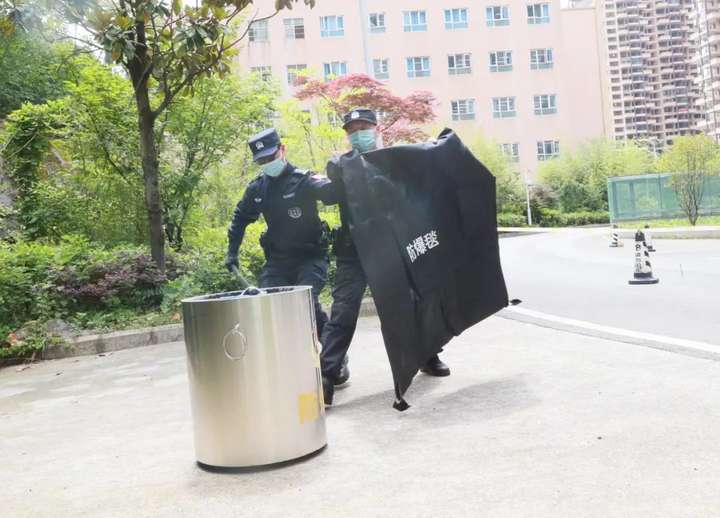 贵州六盘水市检察院开展反恐防暴和应急处突演练