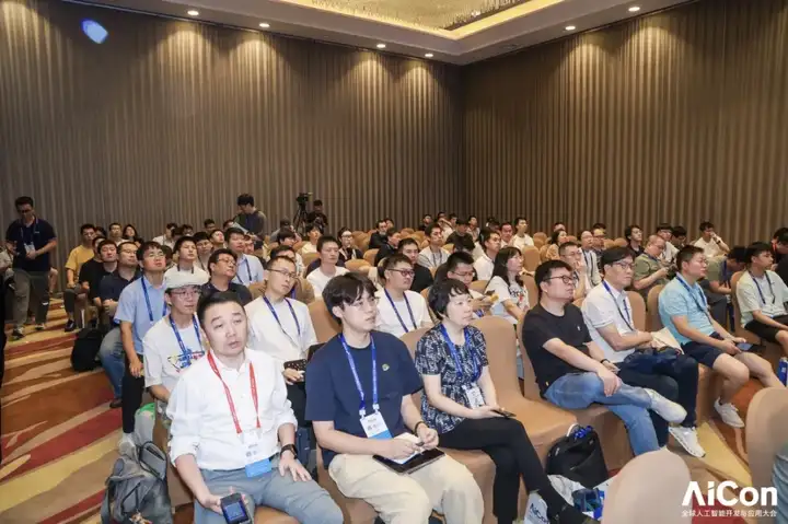 从大模型到智能体：50+ 头部企业的 AI 进化实践