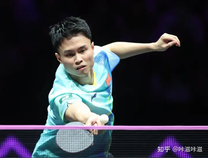 WTT 美国大满贯，王楚钦 3-0 周启豪，晋级 32 强，如何评价本场比赛？