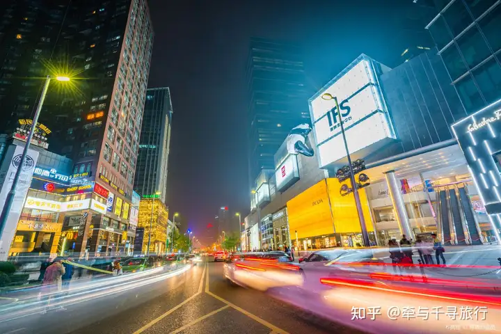成都五天四晚旅游的景点参观路线是什么？