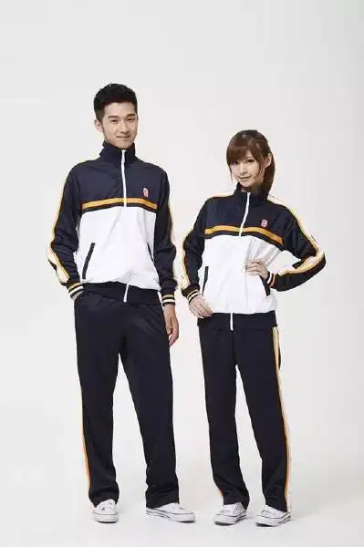 中国哪些中学有好看的校服? - 知乎