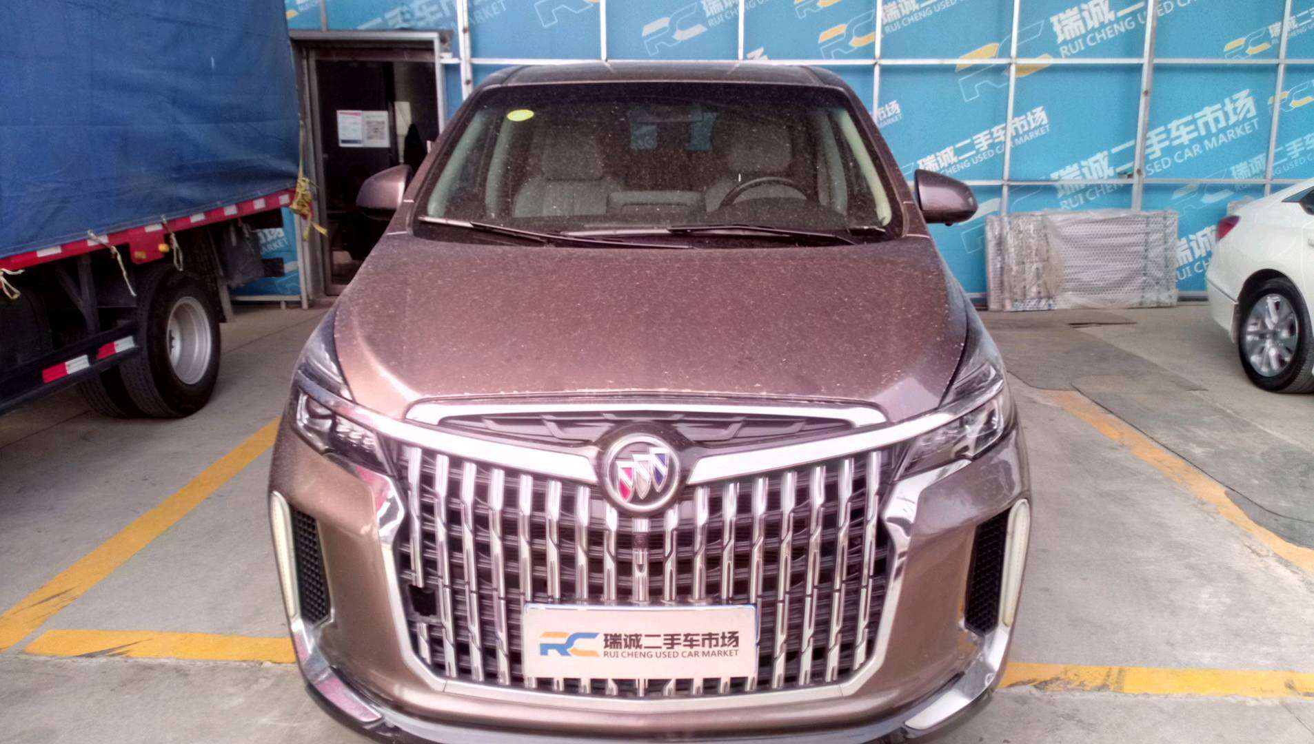 石家庄瑞诚二手车市场 的想法: 别克gl8 2021款 陆上公务舱 652t 豪华