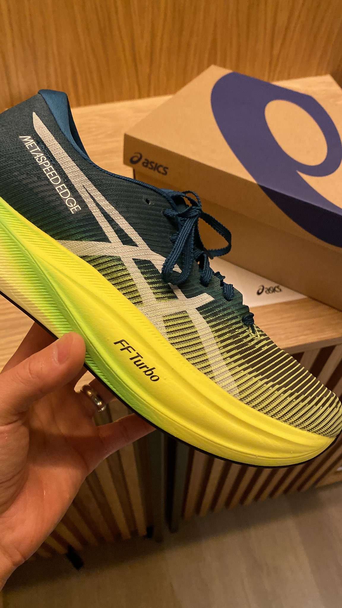 聊下亚瑟士最新的metaspeed系列