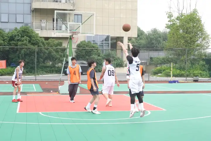 浙江省广播电视中等专业学校第七届“青春杯”篮球赛圆满落幕！(图8)