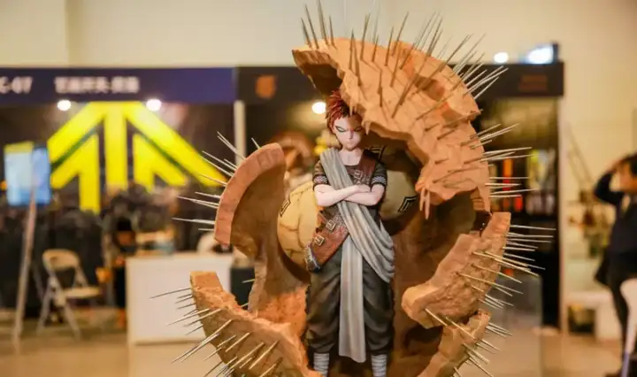 到底什么算是「潮玩」？国内外的潮玩文化有何区别？