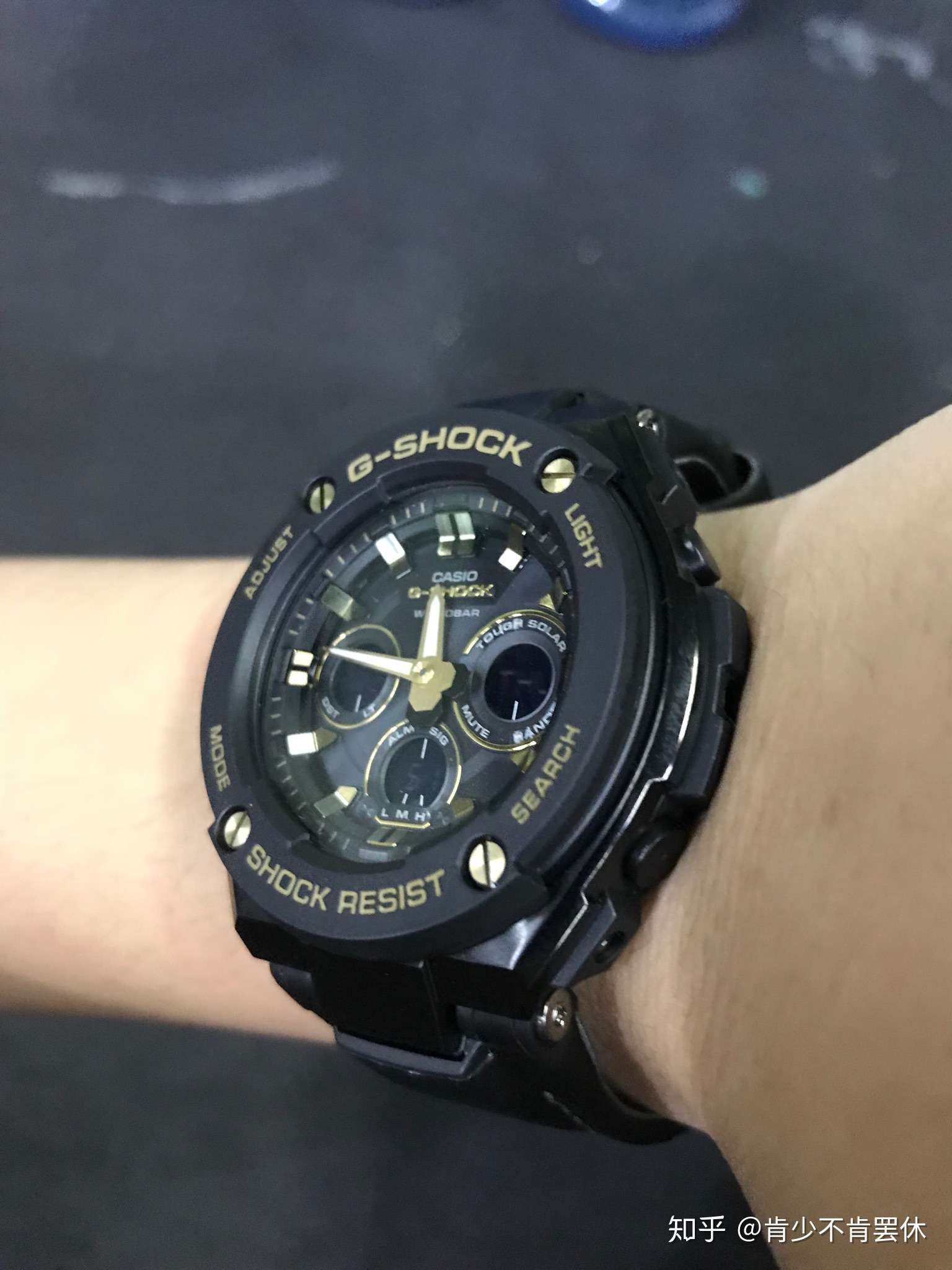 肯少不肯罢休 的想法: 实物比图片好看的卡西欧gst-s300gl #g-sh